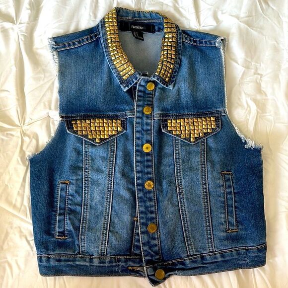 VINTAGE FOREVER21 DENIM STUDDED CROPPED VEST - Picture 1 of 7